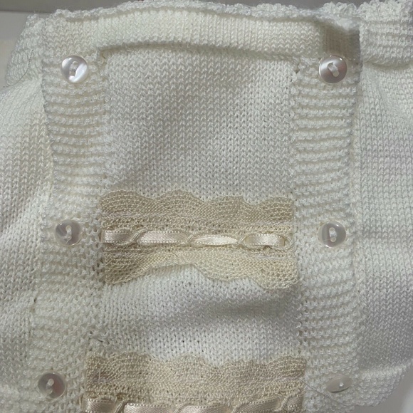 Creaciones Gaviria Summer 3 Piece Baby Set Size 6 Months in Cream - Picture 4 of 9